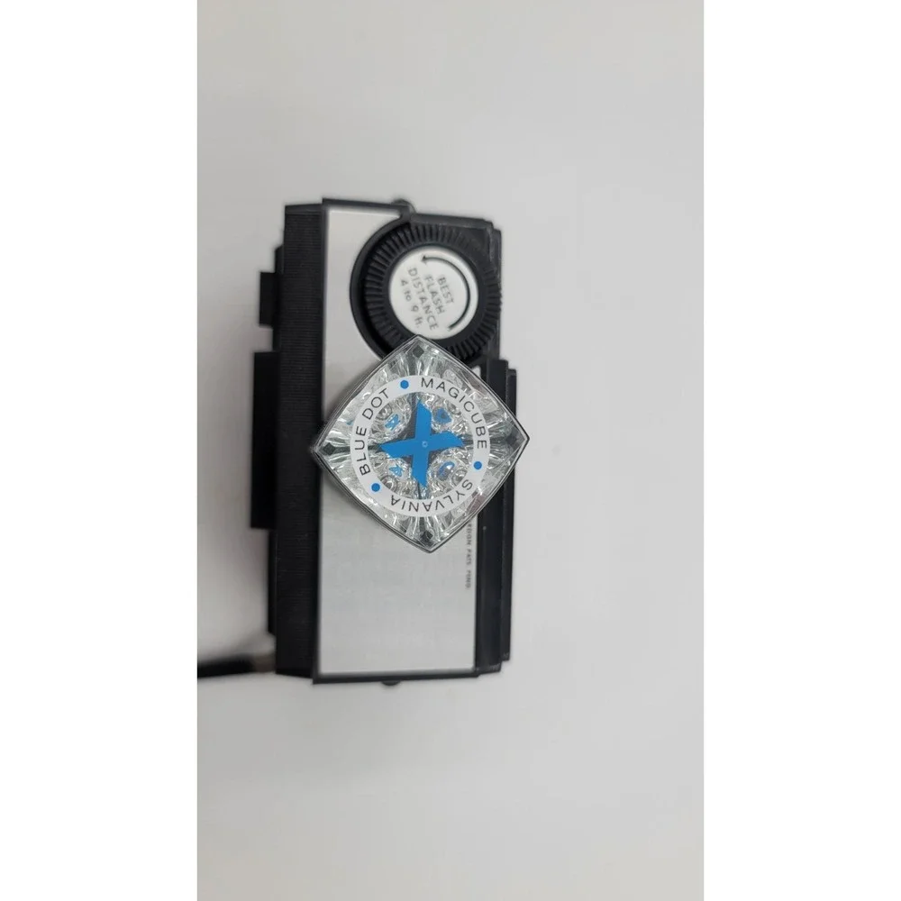Vintage 126 Instant Load Magicube Camera X50‎ Made in USA Imperial Camera Corp.